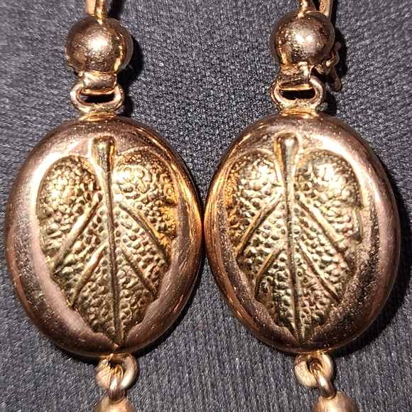 Leaves gold vintage russian earrings - Picture 6 of 16